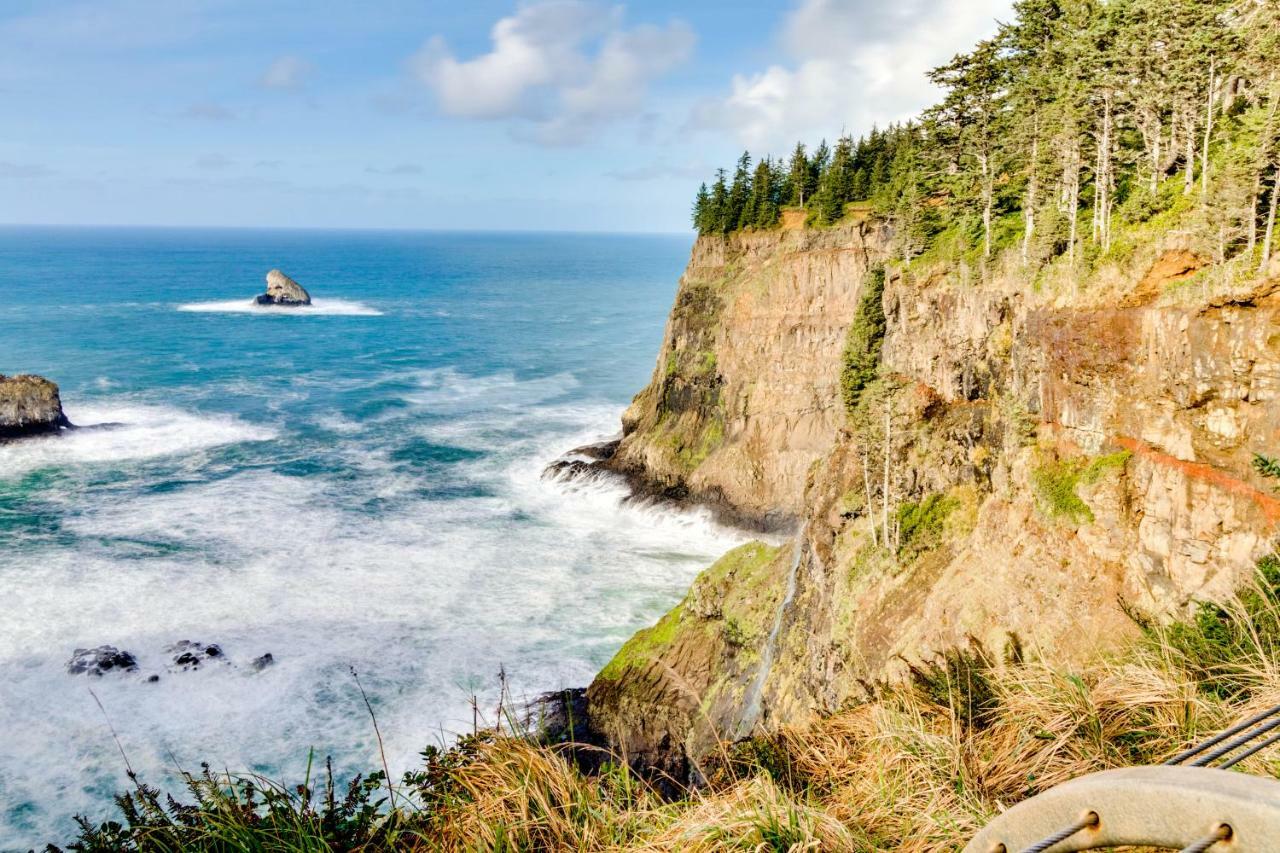 Cape Meares Beach Getaway Kültér fotó